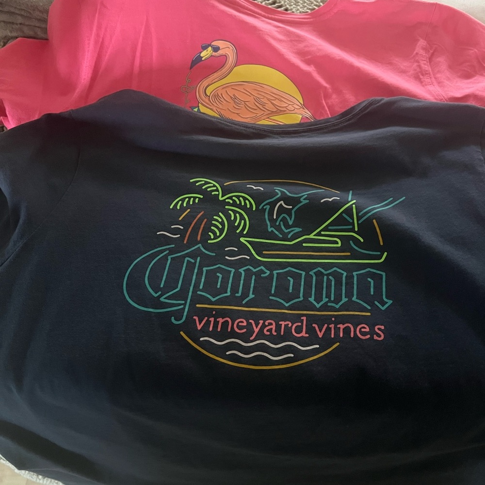 Vineyard Vines Tee large